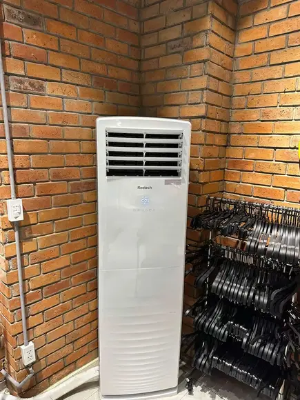 Vệ Sinh Máy Lạnh Tủ Đứng 